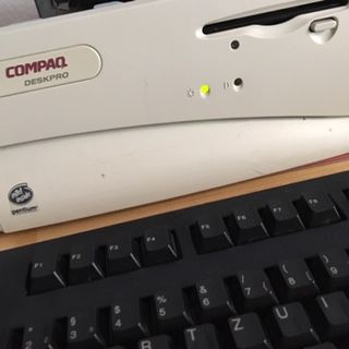 Graphical BIOS of the vintage Compaq Deskpro 2000 Computers